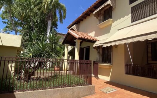 Casa urbanizacion         Jorge coll