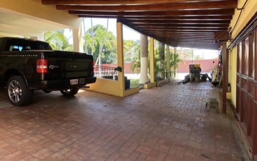 Casa urbanizacion         Jorge coll